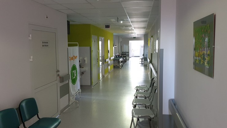 Oddział dziecięcy szpitalu w Łowiczu zagrożony likwidacją? "To fake news"