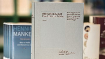 "Haniebne oskarżenie". Wydawca naukowej edycji "Mein Kampf" ws. zarzutów o antysemityzm