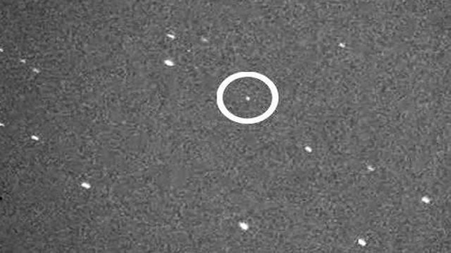 Planetoida 2012 TC4 uwieczniona podczas odkrycia w 2012 roku. Fot. NASA.