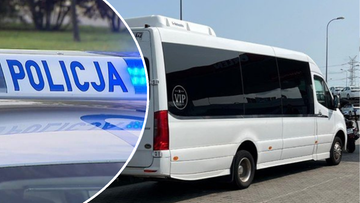 Miał trzy promile i wiózł 14 osób. Prosił policję, aby "nie robiła mu krzywdy"
