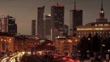Warszawa w strefie zagrożonej dodatkowymi obostrzeniami
