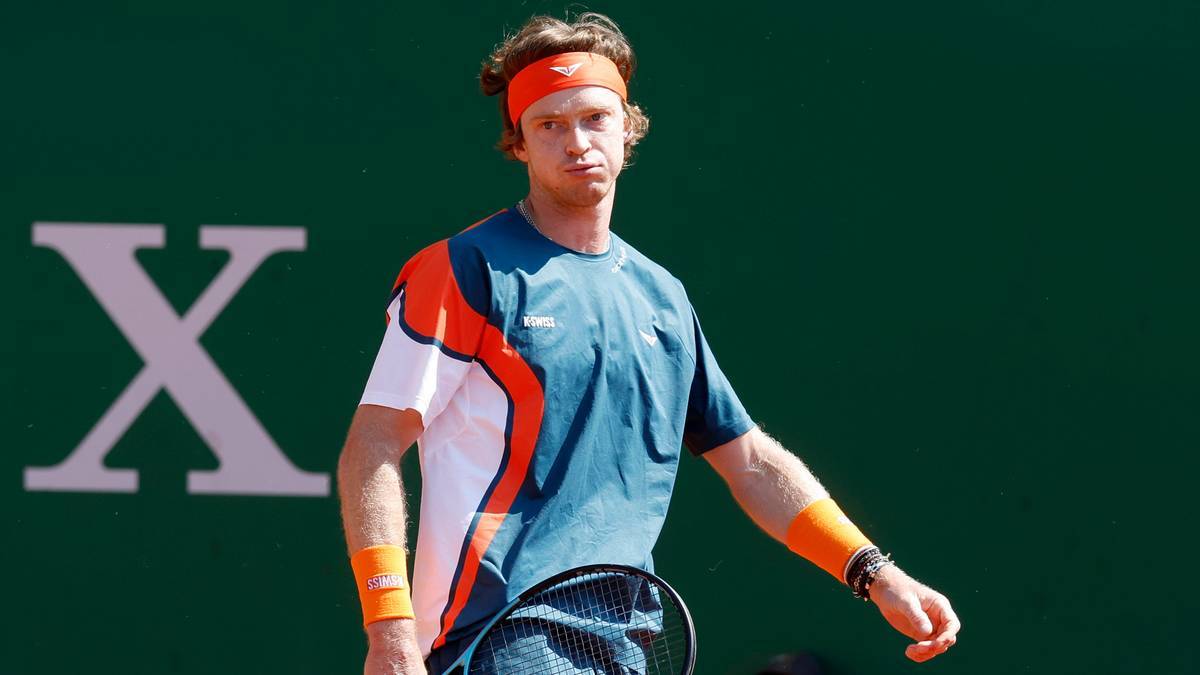 Wimbledon: Andriej Rublow - Lloyd Harris. Relacja live i wynik na żywo