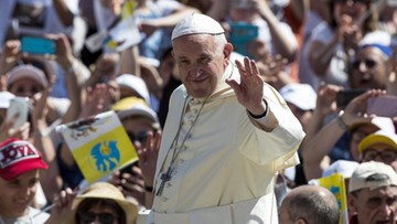 W dniu swych imienin papież Franciszek funduje lody ubogim i bezdomnym