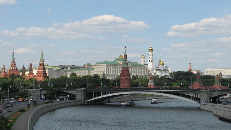 Moskwa i Londyn przywrócą część obsady placówek dyplomatycznych. Po ataku na Skripala