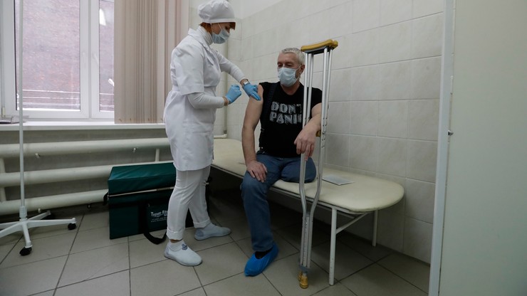 Nowa rosyjska szczepionka zawiera całego wirusa. Ma być skuteczniejsza