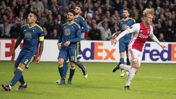 Ajax osłabi się przed meczem z Legią? Borussia chce kupić duński talent!
