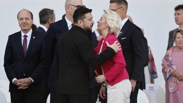 Zełenski odznaczył Ursulę von der Leyen. Docenił wsparcie dla Ukrainy