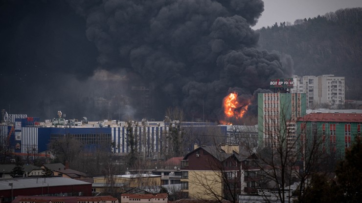 Wojna w Ukrainie. Mieszkańcy Lwowa o ataku rakietowym: miasto nie jest bezpieczne, a Putin to diabeł