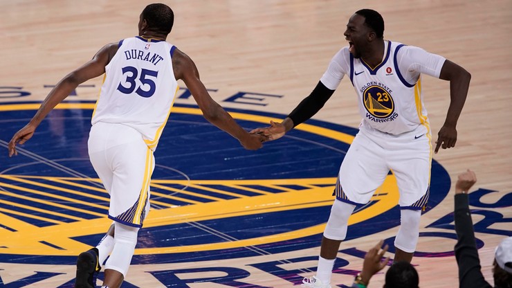 NBA: Warriors pokonali Spurs, dominacja Duranta w czwartej kwarcie