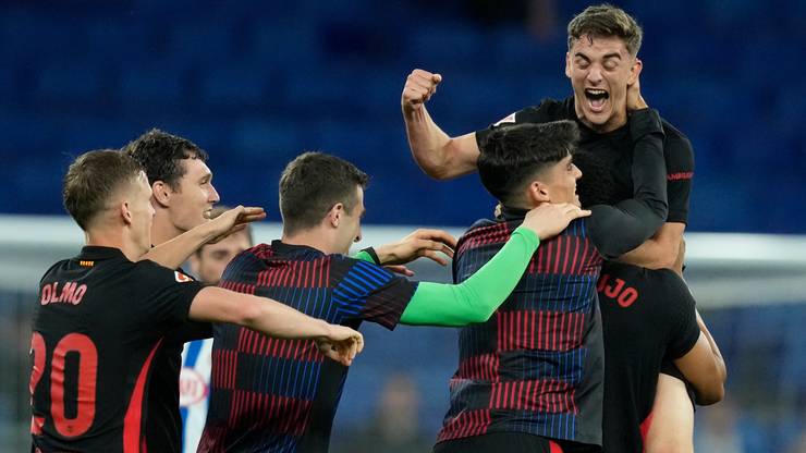 Barcelona nie poszła spać! Święto na ulicach