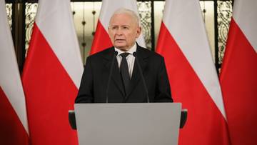 "Nóż w plecy". Kaczyński grzmi po zatrzymaniu Bąkiewicza