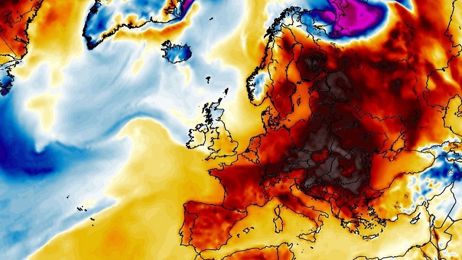 Anomalie temperatury w Europie w dniu 2 lutego 2020. Fot. wxcharts.com