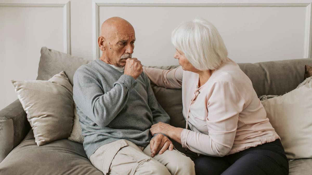 Seniorze, nie ignoruj infekcji. Naukowcy opracowali test, który przewiduje zawał po przeziębieniu