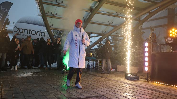 Paweł Wąsek uroczyście powitany