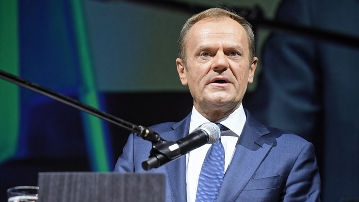 Sondaż: najwięcej badanych Polaków ufa Tuskowi, nie ufa - Kaczyńskiemu