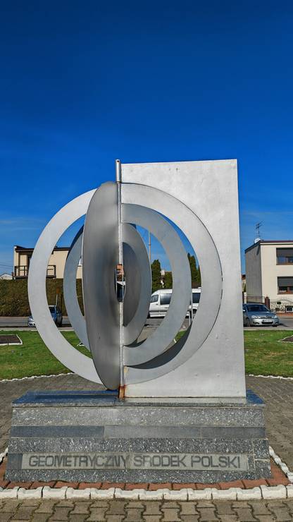 Piątek przez lata uznawano za geometryczny środek Polski