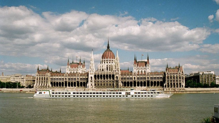 Sześciu dziennikarzy dostało zakaz wstępu do parlamentu na Węgrzech