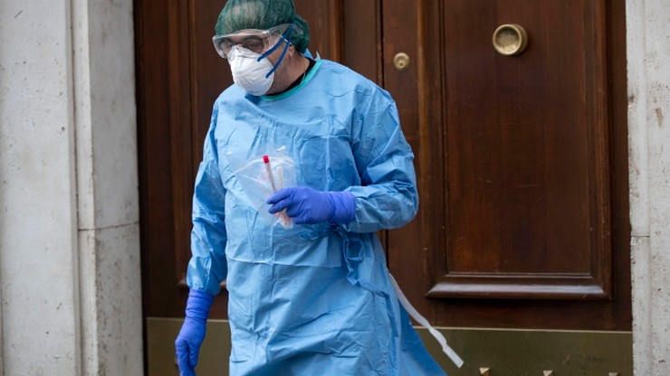 We Włoszech zmarło już 19 lekarzy zakażonych koronawirusem