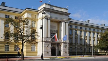 Ekstrapensje na rządowych posadach. "Prace toczyły się w tajemnicy"