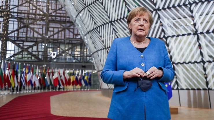 Merkel: tłumaczenia ws. przymusowego lądowania samolotu Ryanaira są niewiarygodne