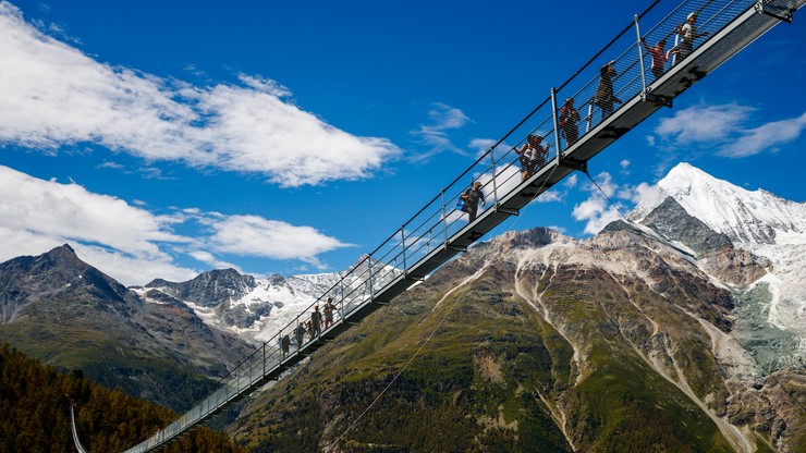 Najdłuższy na świecie most wiszący już dostępny dla turystów. Ma prawie 500 m długości