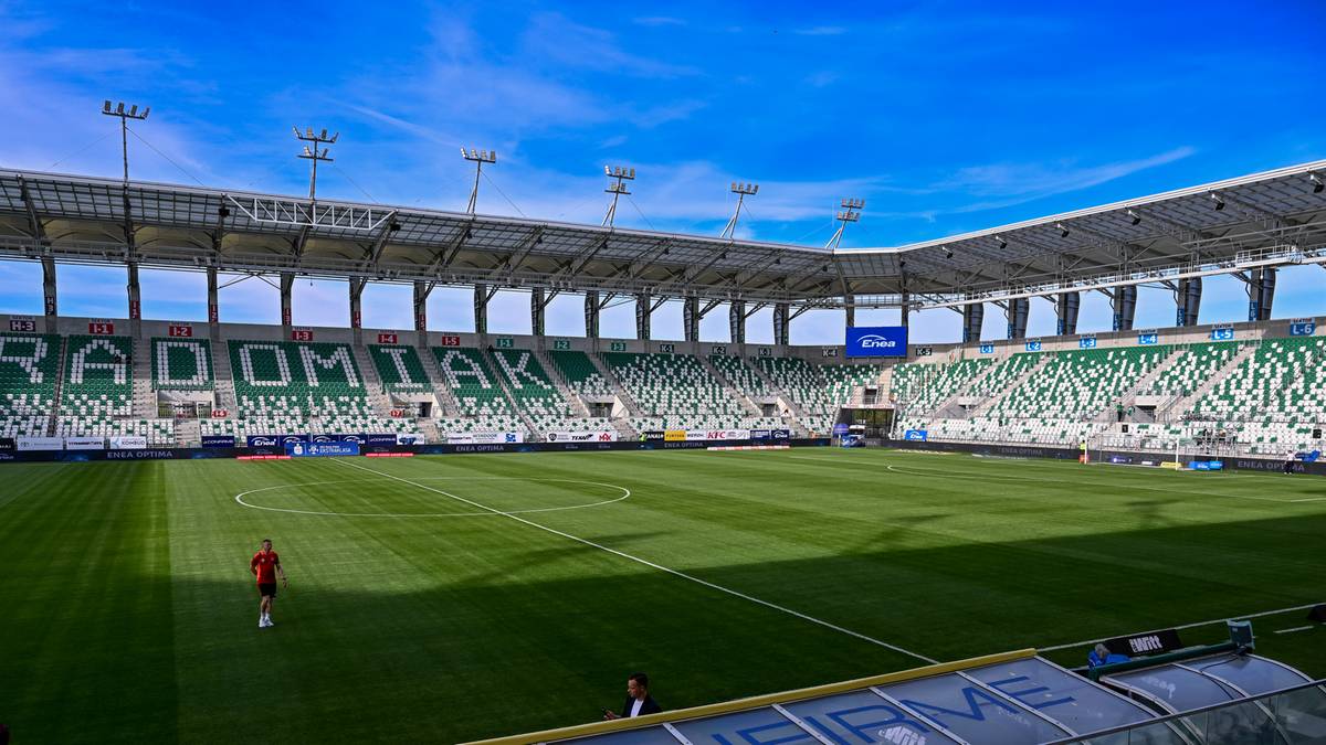 Che Nunnely z Ajaxem w CV podpisał kontrakt z Radomiakiemdo 2028 r.