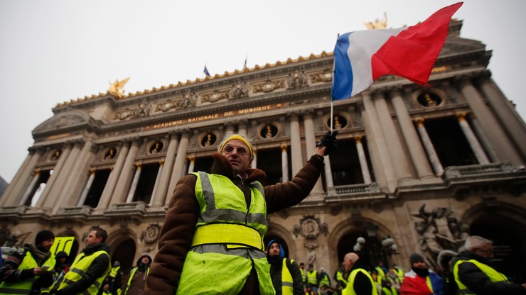 Piąty weekend pod znakiem "żółtych kamizelek" we Francji. Zatrzymano ok. 60 osób
