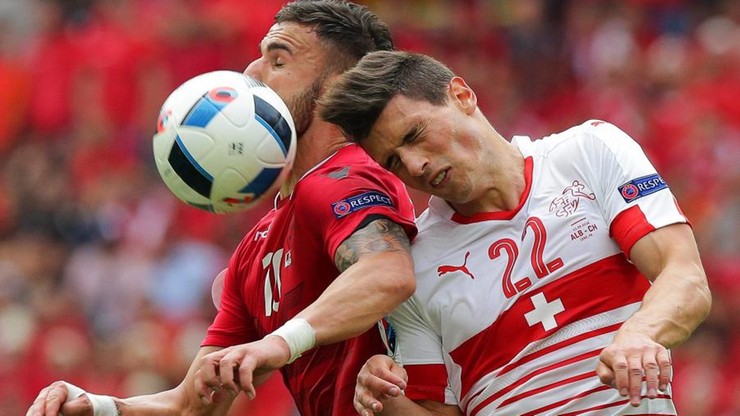 Euro 2016: Brat bratu wilkiem, czyli Szwajcaria wyrywa Albanii trzy punkty