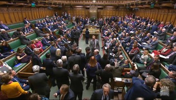 Brytyjski parlament odrzucił neutralną uchwałę rządu ws. brexitu