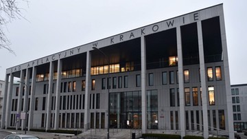 Zarzuty dla pięciorga pracowników Sądu Apelacyjnego w Krakowie. M.in. dotyczące udziału w zorganizowanej grupie przestępczej