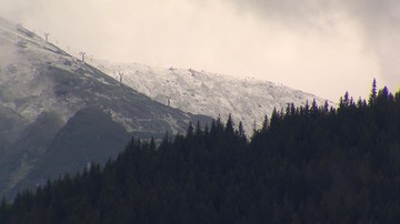 W Tatrach spadł śnieg i chwycił mróz. TOPR apeluje o rozwagę na szlakach