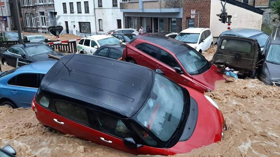 Dramatyczna powódź w Belgii w miniony weekend. Fot. Facebook / Meteo Reni - Het weer in België / René Moens.