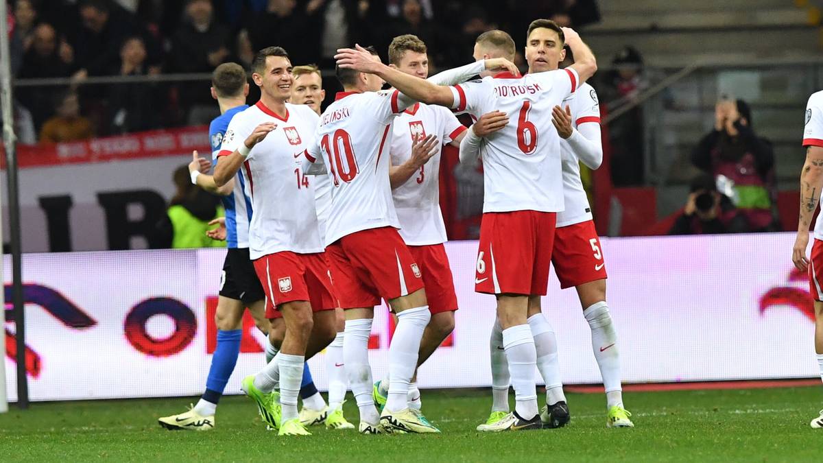 Polska - Estonia 4:0. Samobójczy gol Karola Metsa