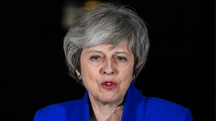 Brytyjskie media: premier May chce podpisania umowy o granicy z Irlandią