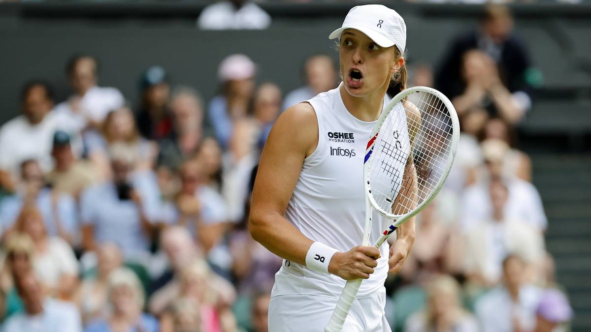 Świątek - Collins. Transmisja TV i stream online. Gdzie obejrzeć Wimbledon?