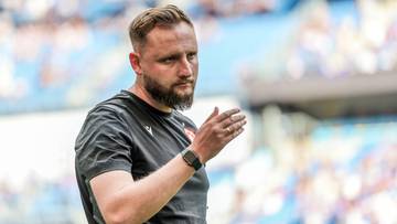 Piłkarskie domino. Polski klub zaprezentował nowego trenera