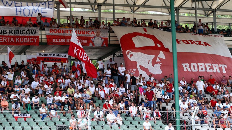 GP Węgier: Russell skandował nazwisko Kubicy z polskimi fanami (WIDEO)