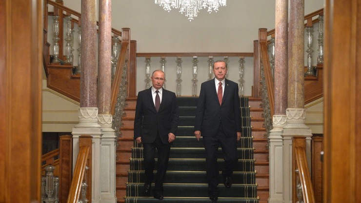 Rosyjska prasa o umowie z Turcją: Ukraina straci część tranzytu gazu