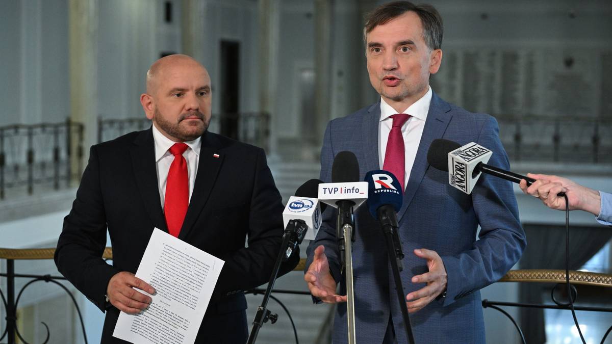 Zbigniew Ziobro uderza w Donalda Tuska. "Popełnia przestępstwo"