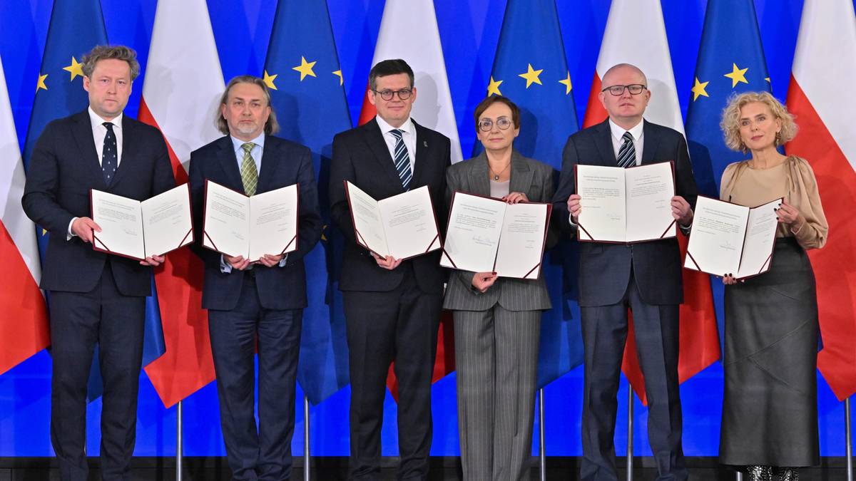 Spór o Trybunał Konstytucyjny, sędziowie nie orzekają. Jest ruch prokuratury