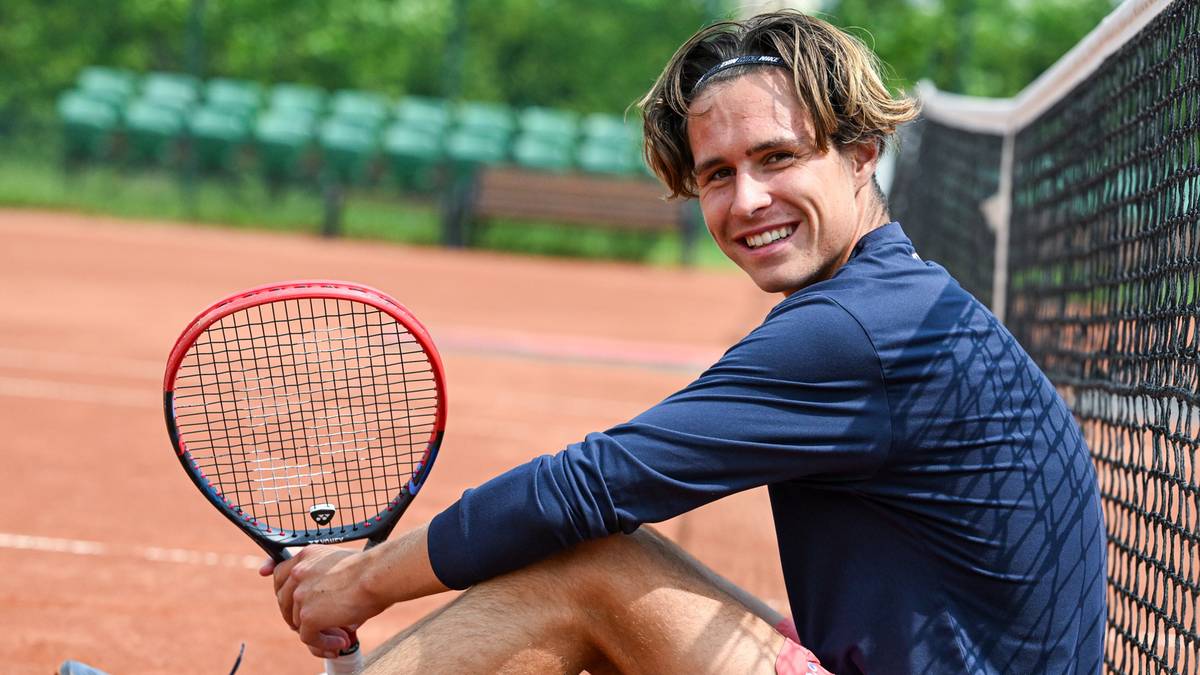 Polak nie chciał grać w tenisa. Dziś jest mistrzem French Open