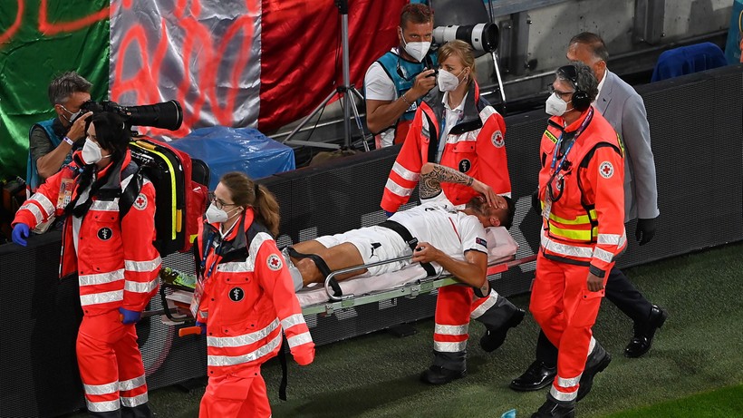 Euro 2020: Leonardo Spinazzola po operacji, powrót na boisko za pół roku