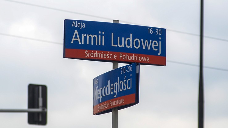 "Lech Kaczyński nie zasłużył sobie na to, żeby poprzez taką hucpę nadawać mu nazwę ulicy"