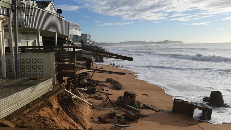 Ekskluzywne posiadłości zagrożone zalaniem. Powódź w Australii