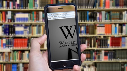 Chińska cenzura sieci zaowocowała blokadą dostępu do Wikipedii w każdym języku