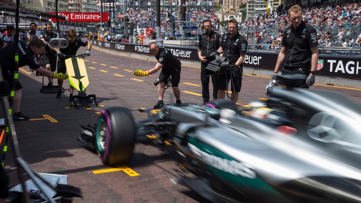 Formuła 1: Hamilton i Ricciardo najszybsi w Monte Carlo