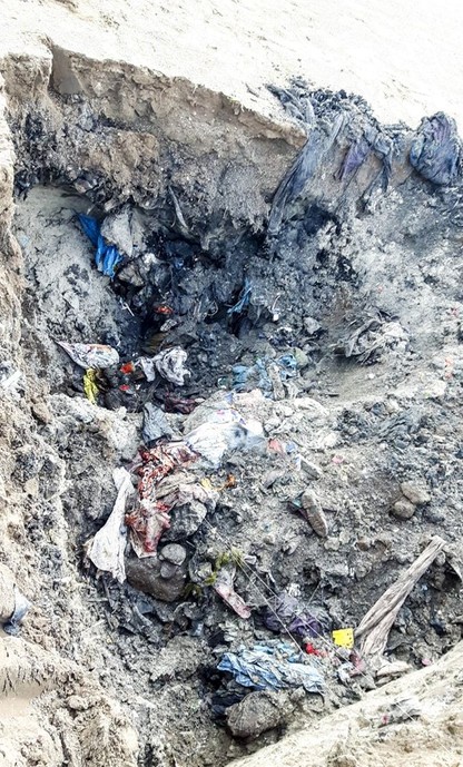 Śmieci, które mogą być zakopane na kilku hektarach w Osowej Sieni. Sprawę bada prokuratura