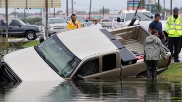W Teksasie blisko pół miliona osób potrzebuje pomocy po przejściu huraganu Harvey
