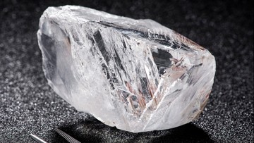 Rekordowa cena za nieobrobiony diament