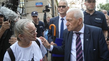 Obywatele RP chcieli uniemożliwić wyjście z Sejmu Kornelowi Morawieckiemu. Interweniowała policja